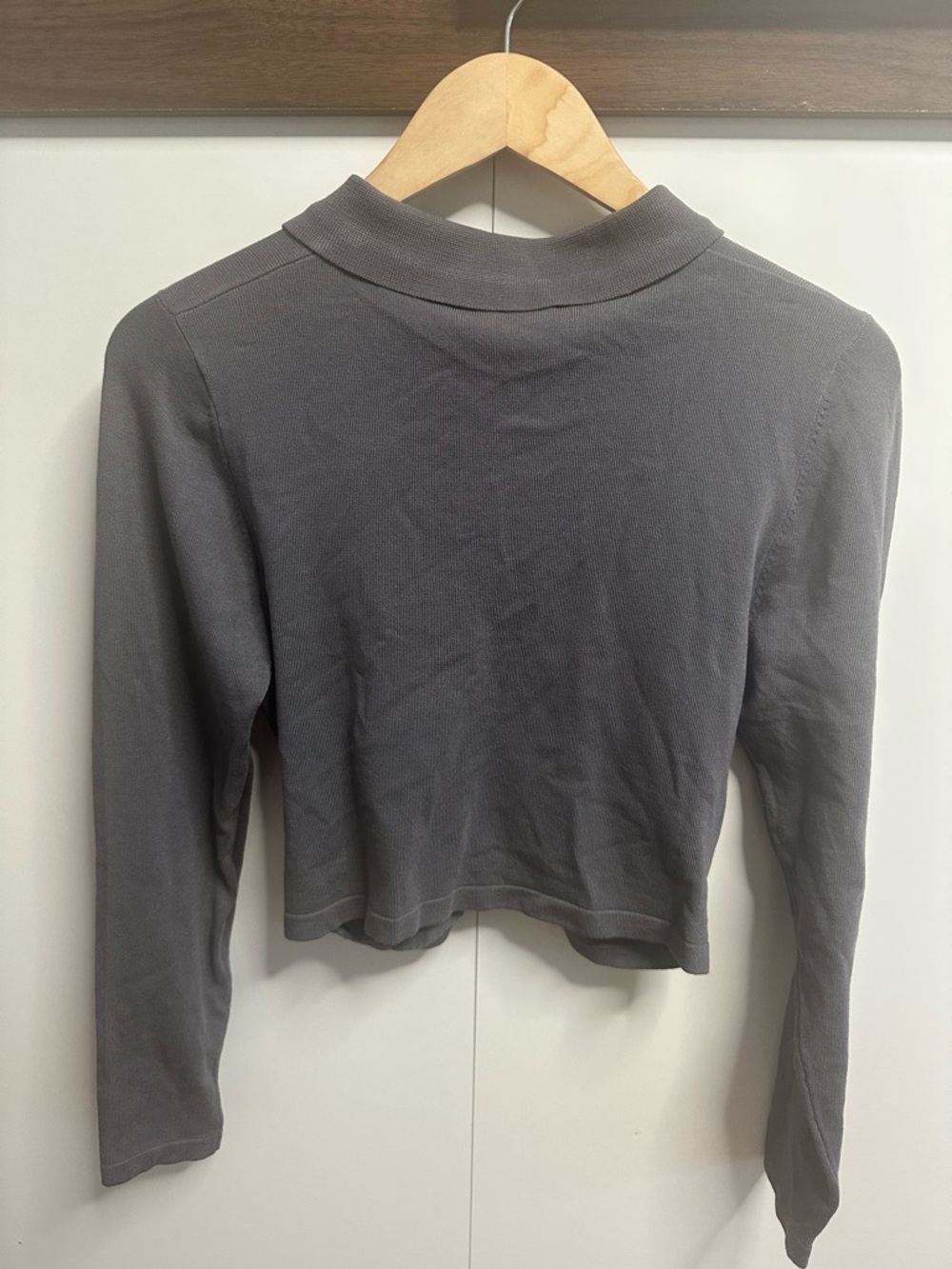 Masters Charcoal Ruched-Front Button-Down Top - Picture 4 of 6